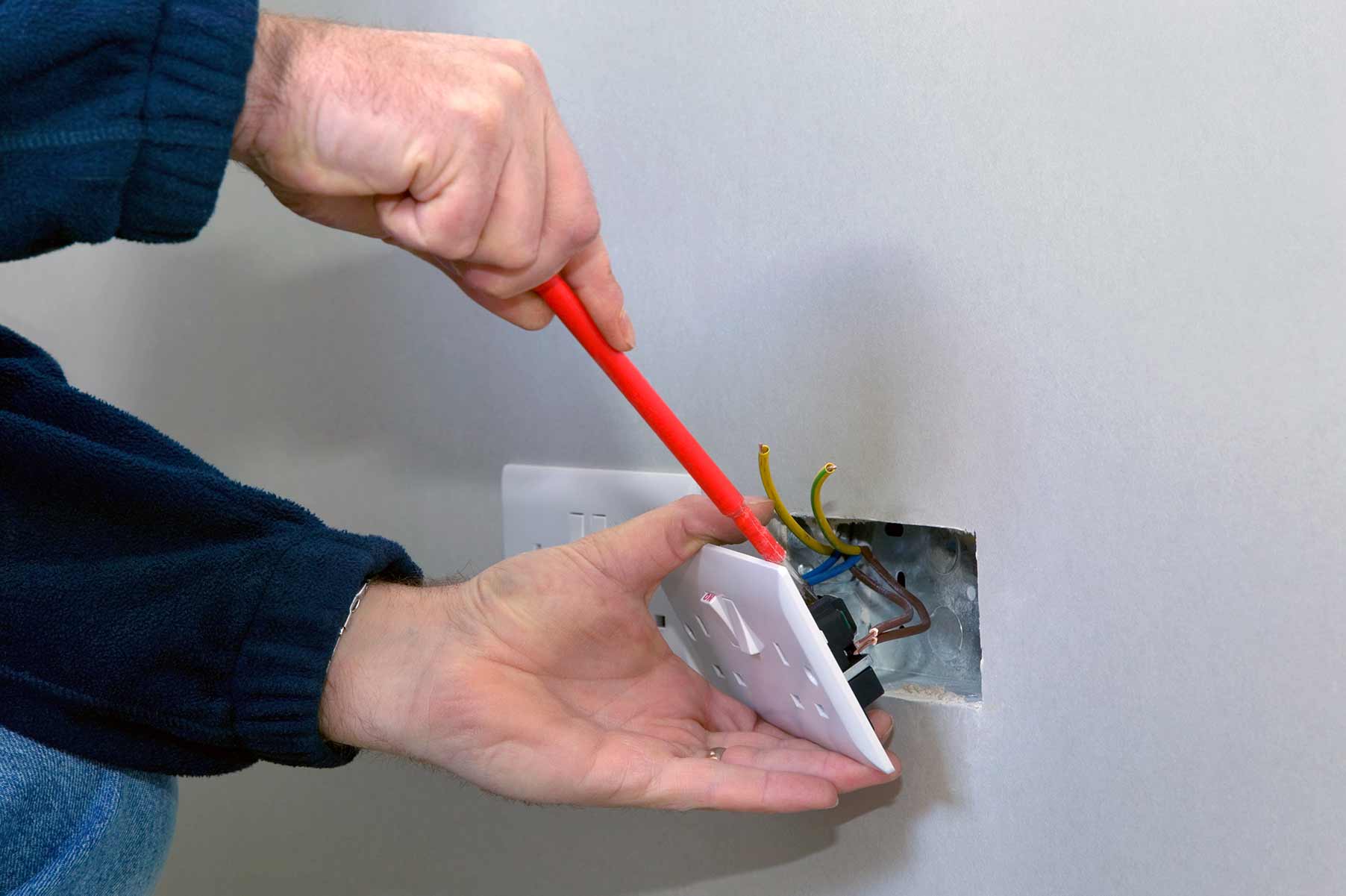 Our electricians can install plug sockets for domestic and commercial proeprties in Westcliff On Sea and the local area. 